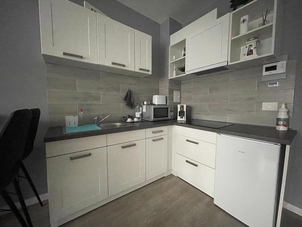 Phoenix Luxury Apartment ออราแด ภายนอก รูปภาพ