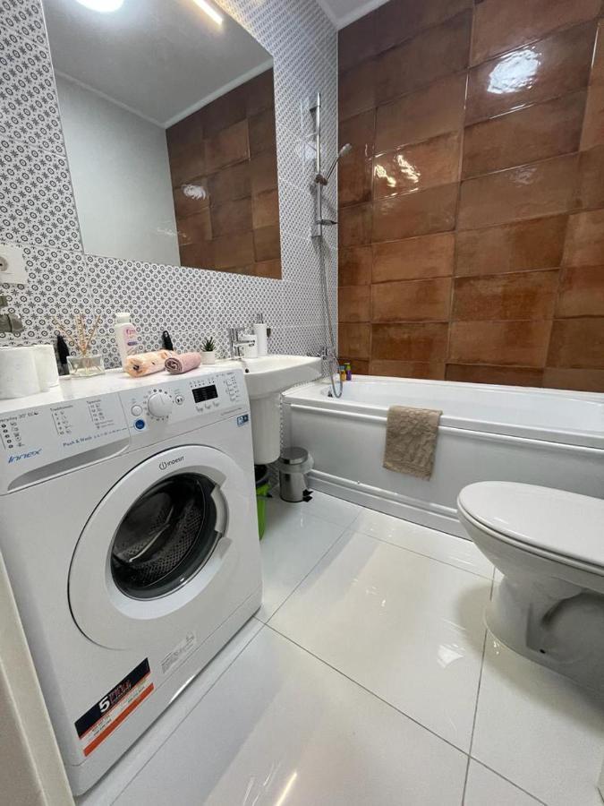 Phoenix Luxury Apartment ออราแด ภายนอก รูปภาพ
